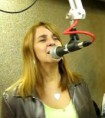 Jane Baeta ( lead singer e backing vocals)